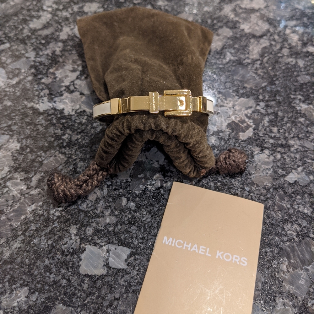 Michael Kors Bedford Buckle bracelet